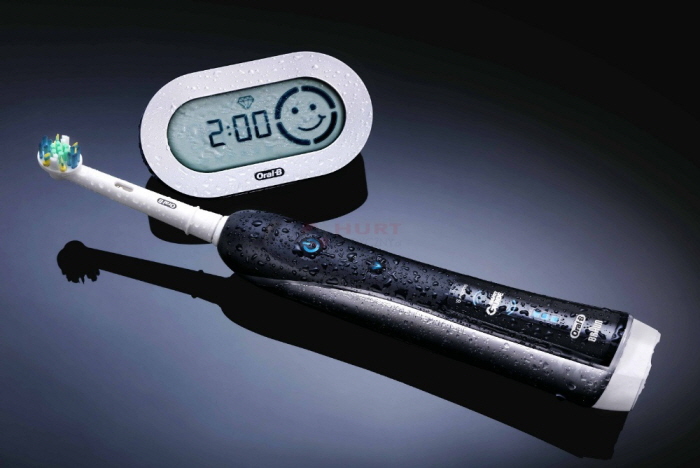 Oral-B-Toothbrush-2.jpg