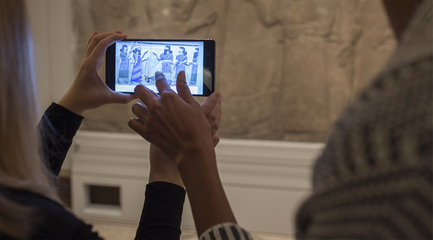 google-tango-museums-ar-2017-01-10-02.jpg