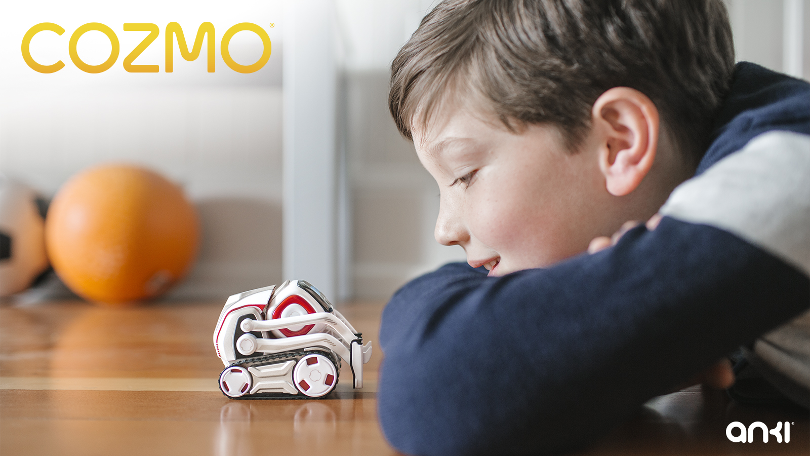 cozmo-lifestyle-002.jpg