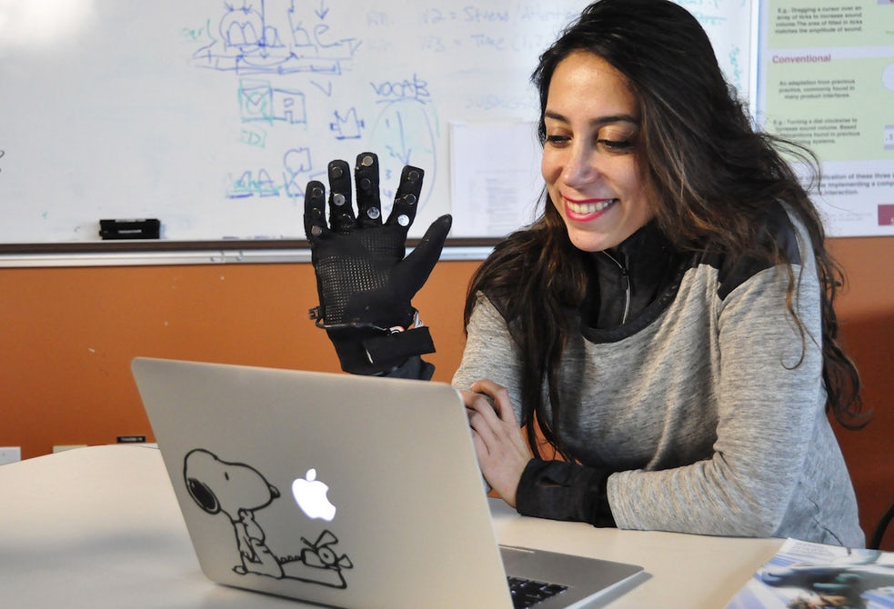 flex-n-feel-gloves-4.jpg
