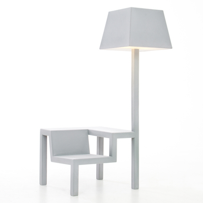 dezeen_Little-Triple-Chair-by-Frederik-Roije_sq1.jpg
