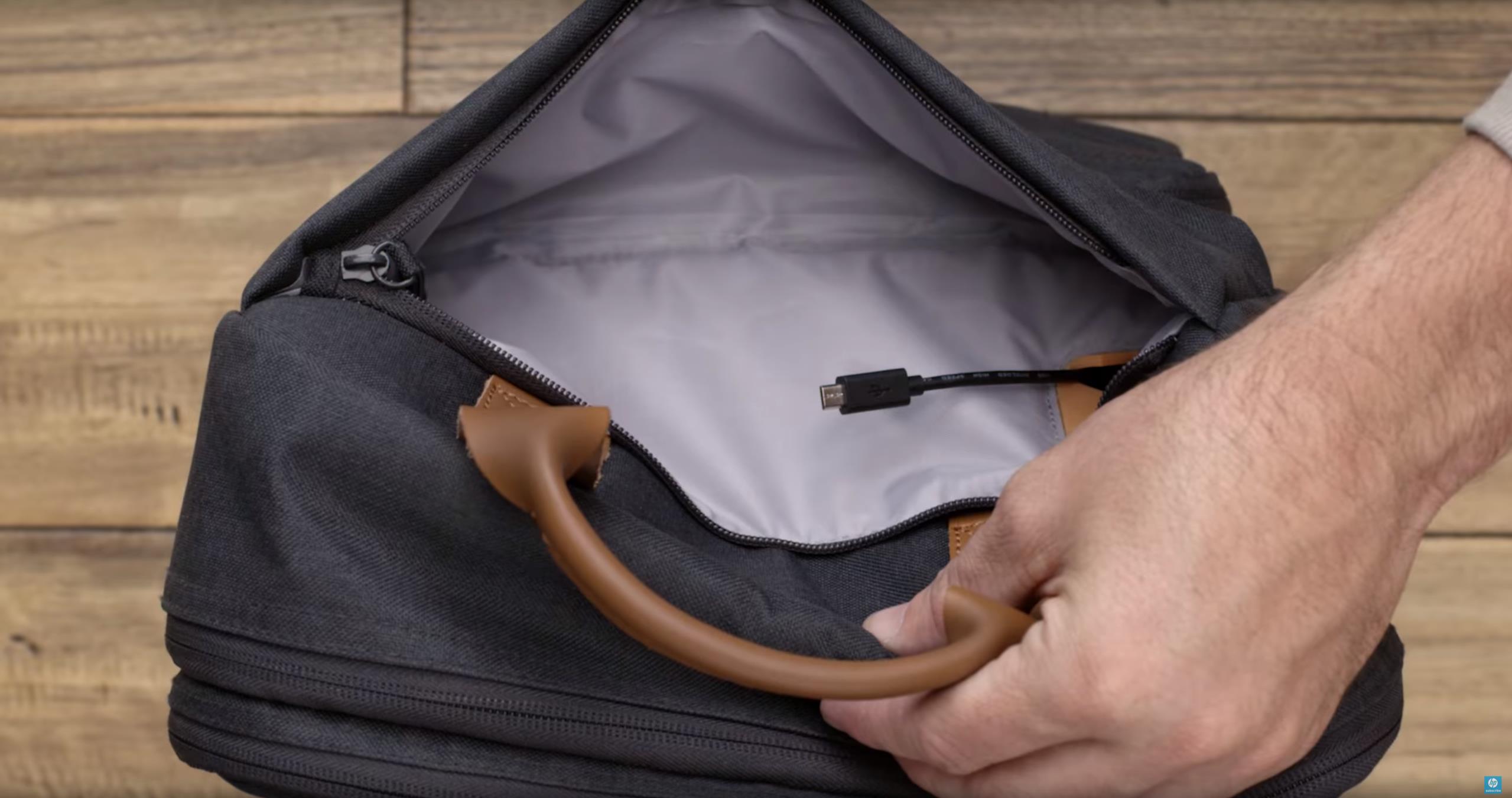HP Powerupbackpack 3.jpg
